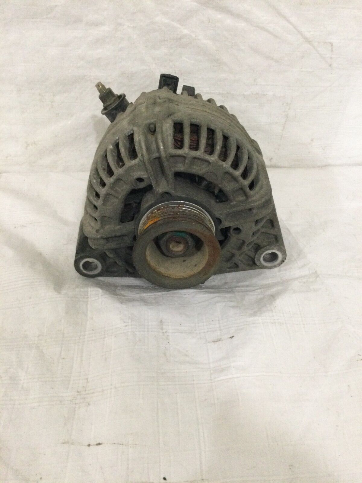 2004 Dodge Ram 1500 Alternator Motor OEM 5.7L