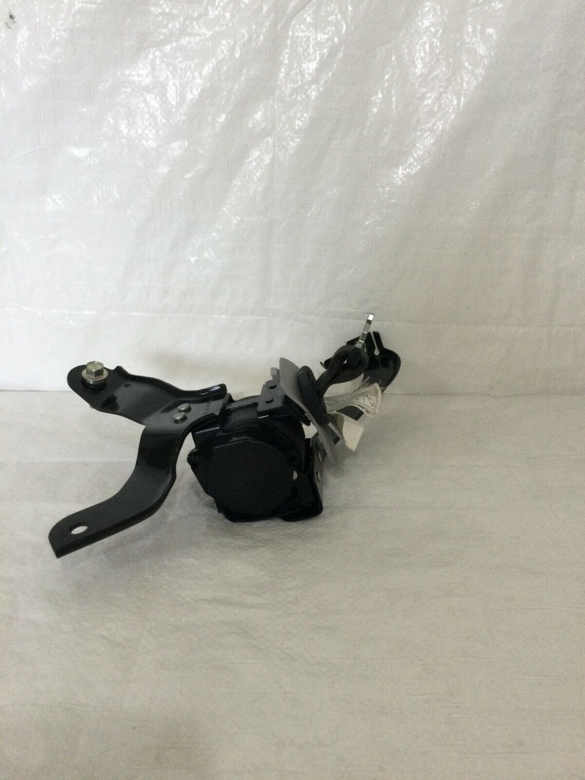 2007 Honda CR-V CRV Right Rear Roof Mounted Seat Belt Tensioner OEM