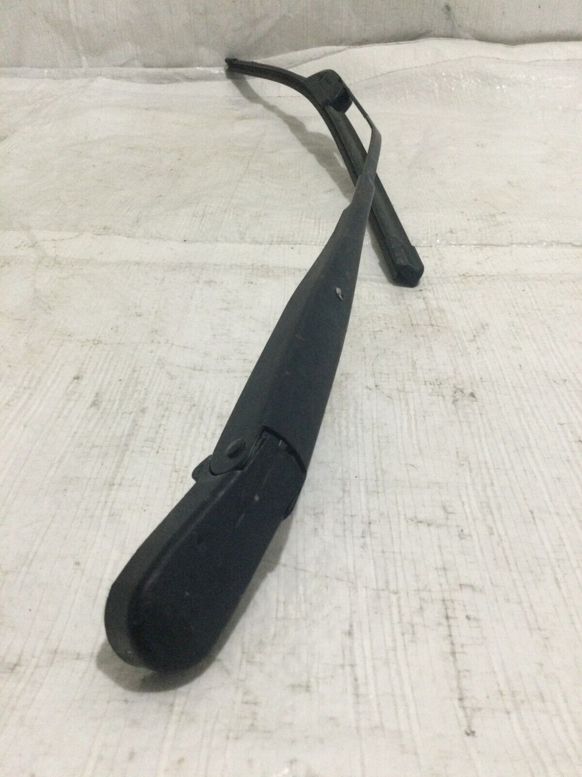 2006-2008 Dodge Ram 1500 Wiper Arm Right Side OEM RH