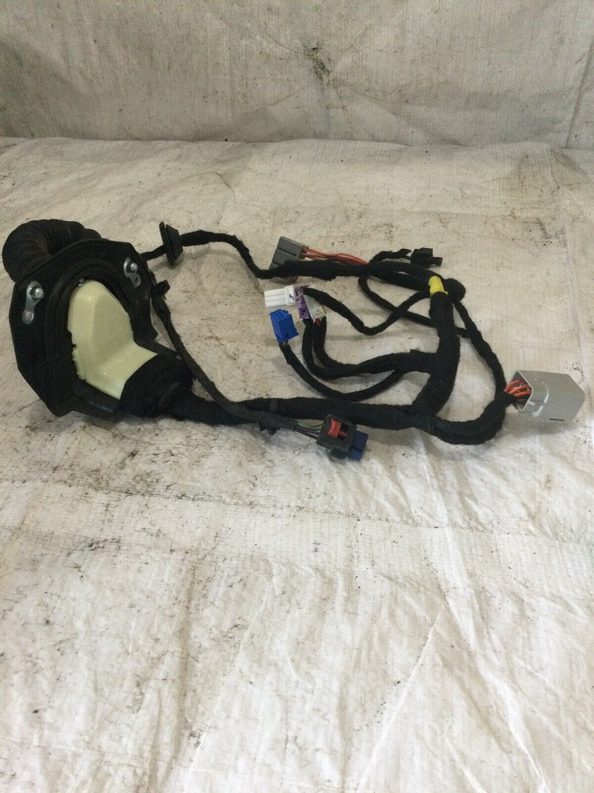 2017 RAM 1500  Front Left  Wiring Harness Module OEM