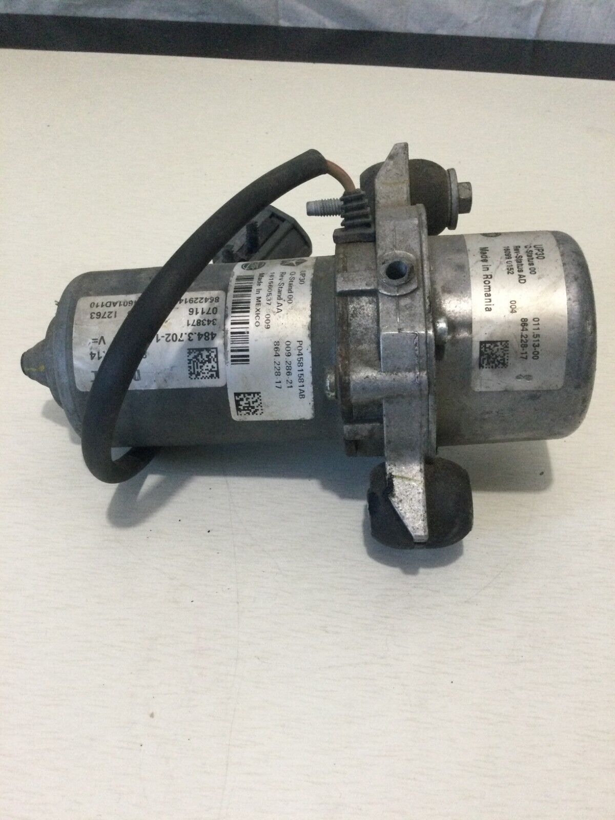 2017 Dodge Ram 1500 Brake Booster Vacuum Pump 3.0L 04581581AB OEM