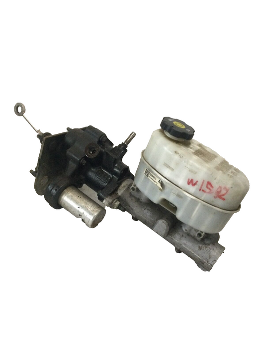 2014 Chevrolet Silverado 2500HD Power Brake Booster W/ Reservoir OEM 32069912