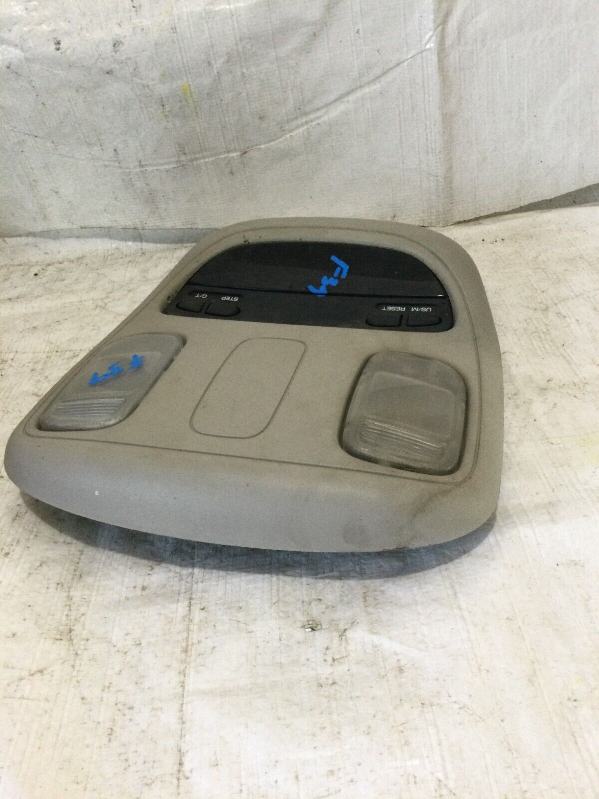 2003-2005 Dodge Ram 2500 Overhead Dome Map Light Lamp W/ Digital Display OEM