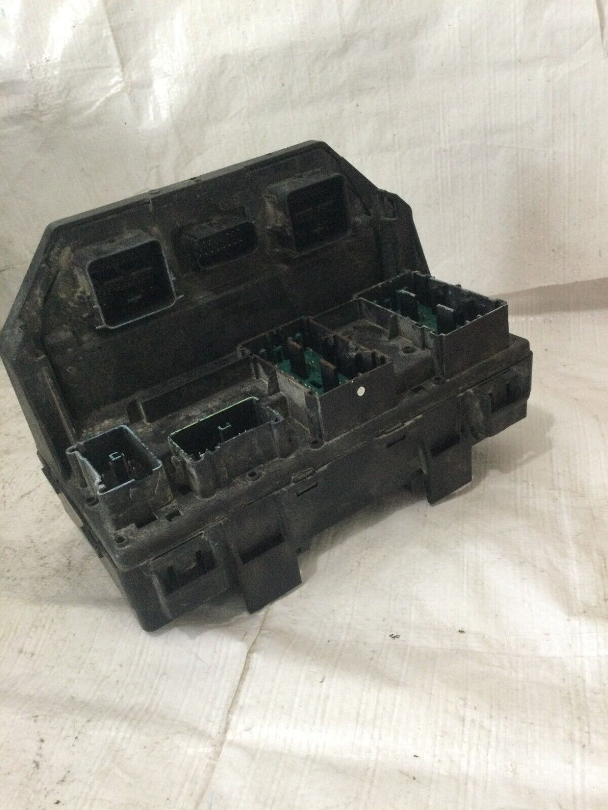 2017 2018 Jeep Wrangler Totally Integrated Power Module Fusebox TIPM 68303924AB