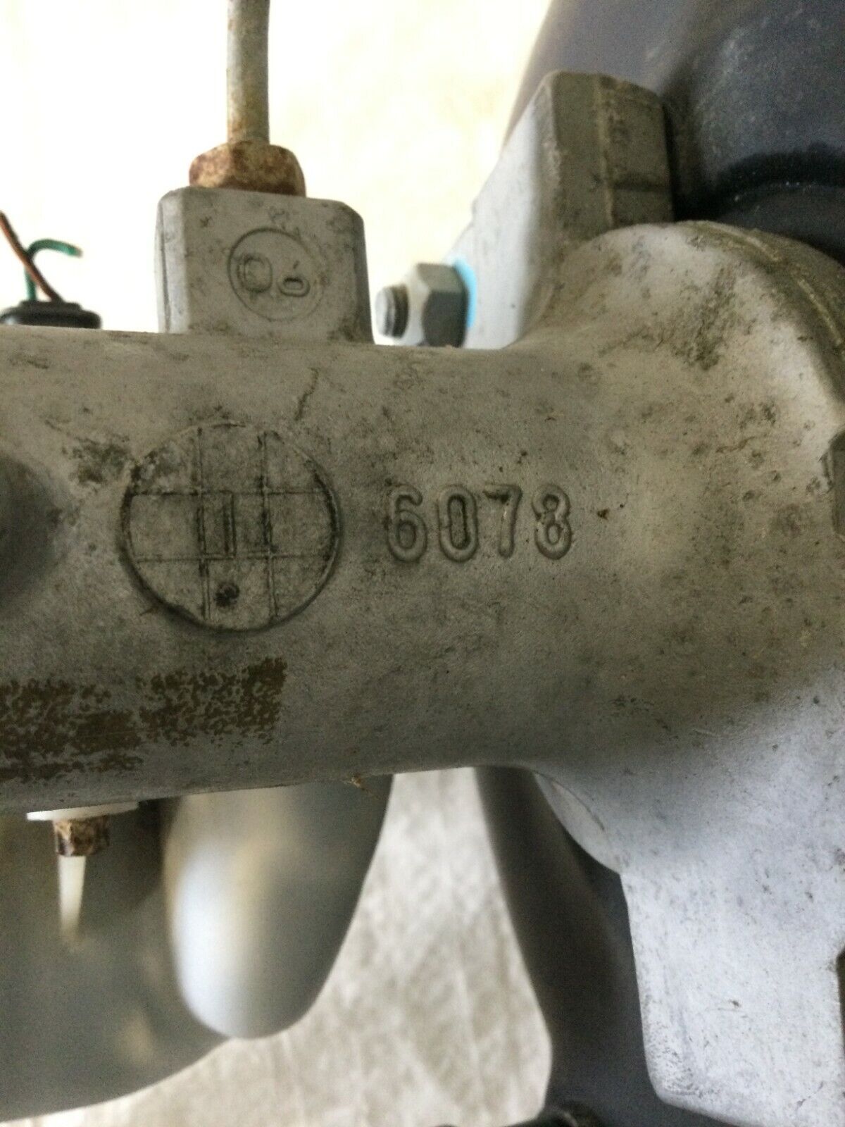 2006 Dodge Ram 2500 Power Brake Booster OEM 5.7L