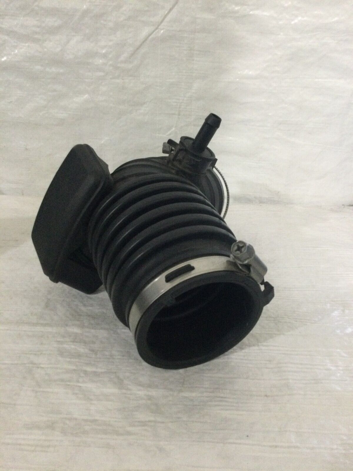 2018 Hyundai Elantra 1.8L Air Cleaner Intake Inlet Duct Tube Hose OEM 28140F2400