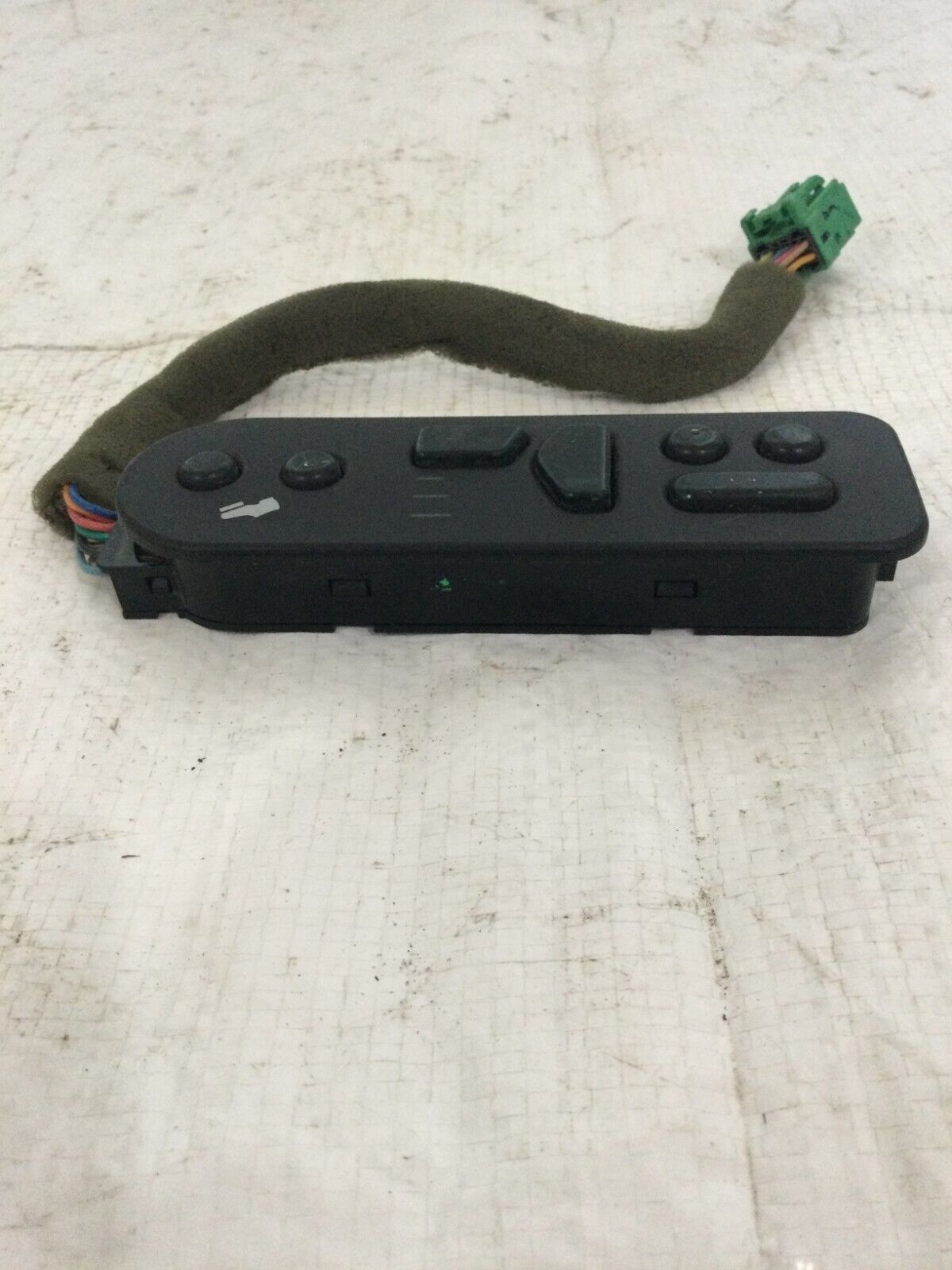 2003 - 2006 Cadillac Escalade EXT Heater Memory Seat Pedal Switch OEM Left Front