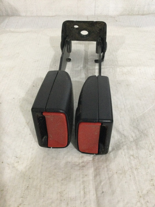 2008-2013 Chevy Silverado 1500 Rear Seat Belt Buckle Receiver Set OEM