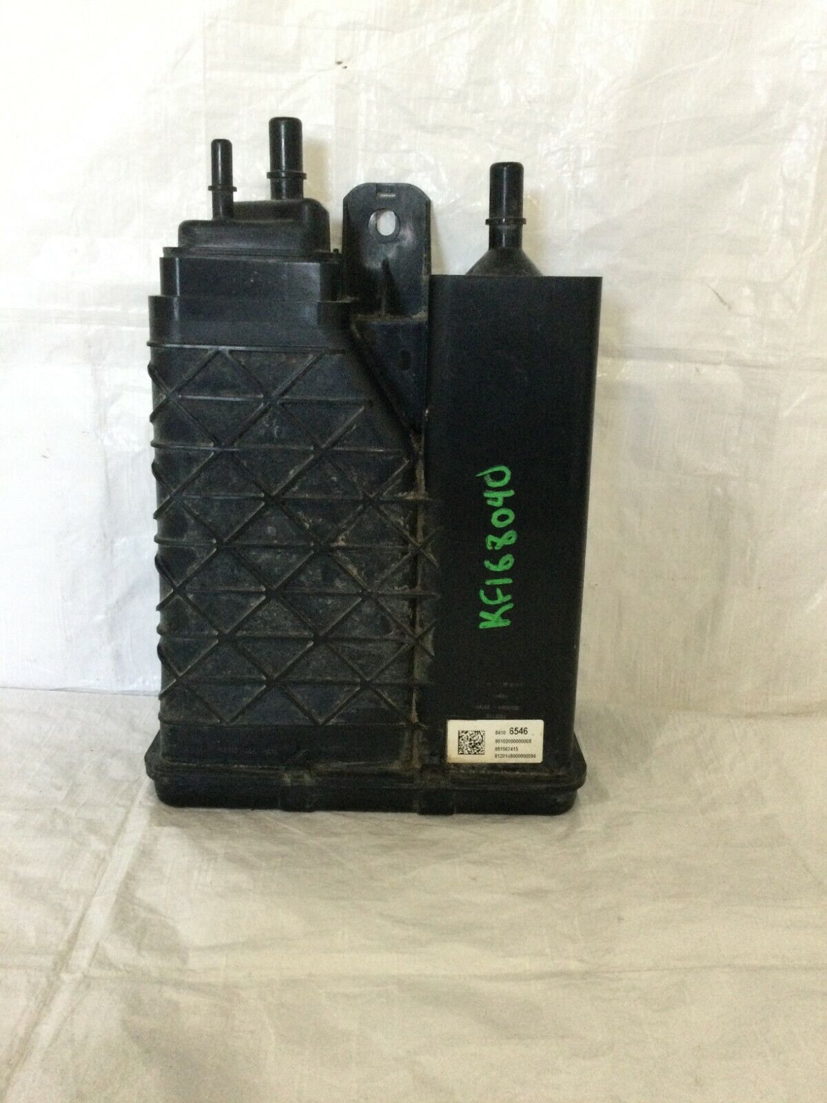 2019 GMC Sierra 2500HD Fuel Vapor Canister 6.0L OEM