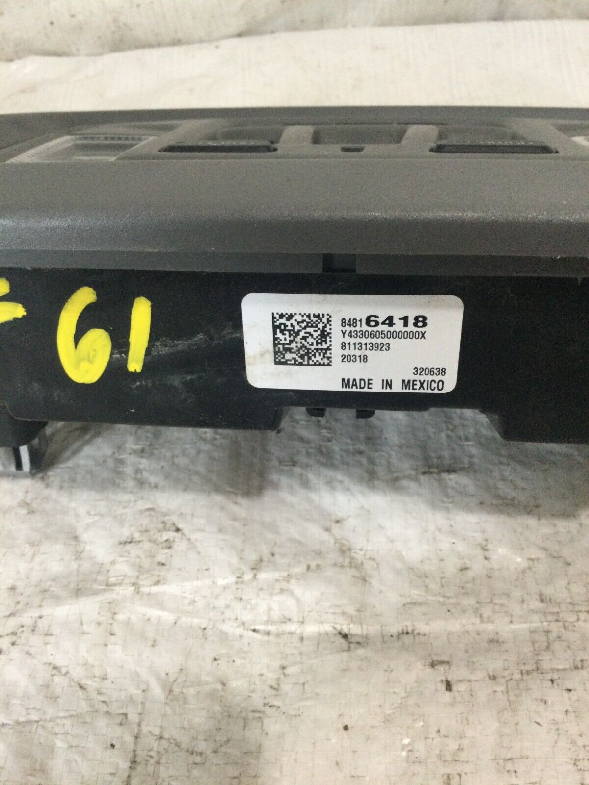 2019-2022 GMC Sierra 3500HD Overhead Console Dome Light  W/ Sunroof Control OEM