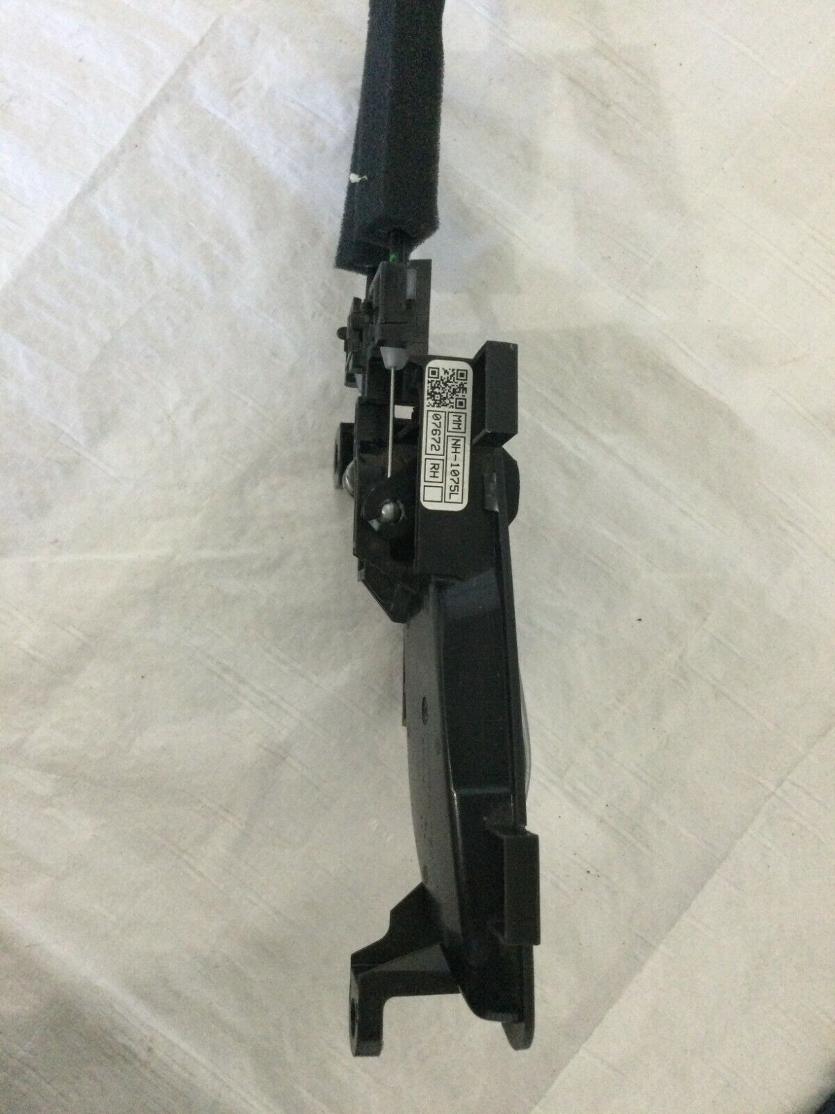2016-2018 Honda Civic Front Right Door Lock Latch W/ Interior Door Handle OEM