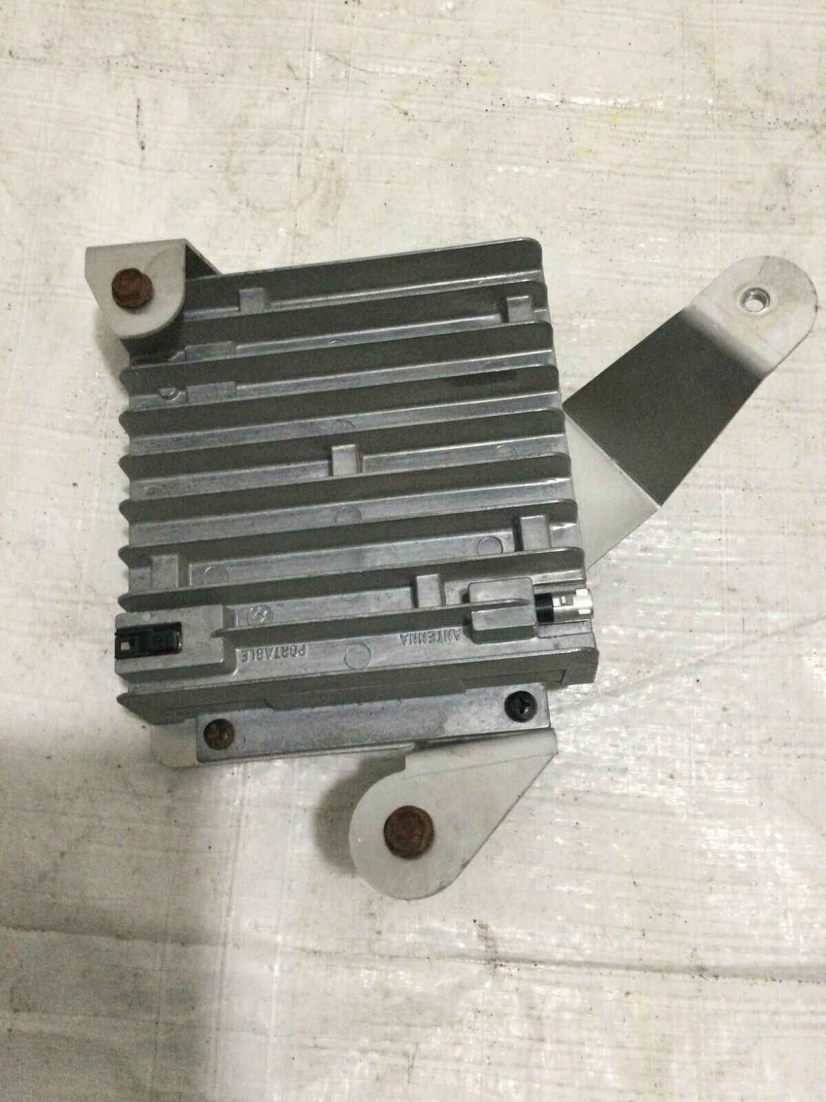 2005 Mercedes-Benz E-Class  Antenna Booster Phone Amplifier Module OEM