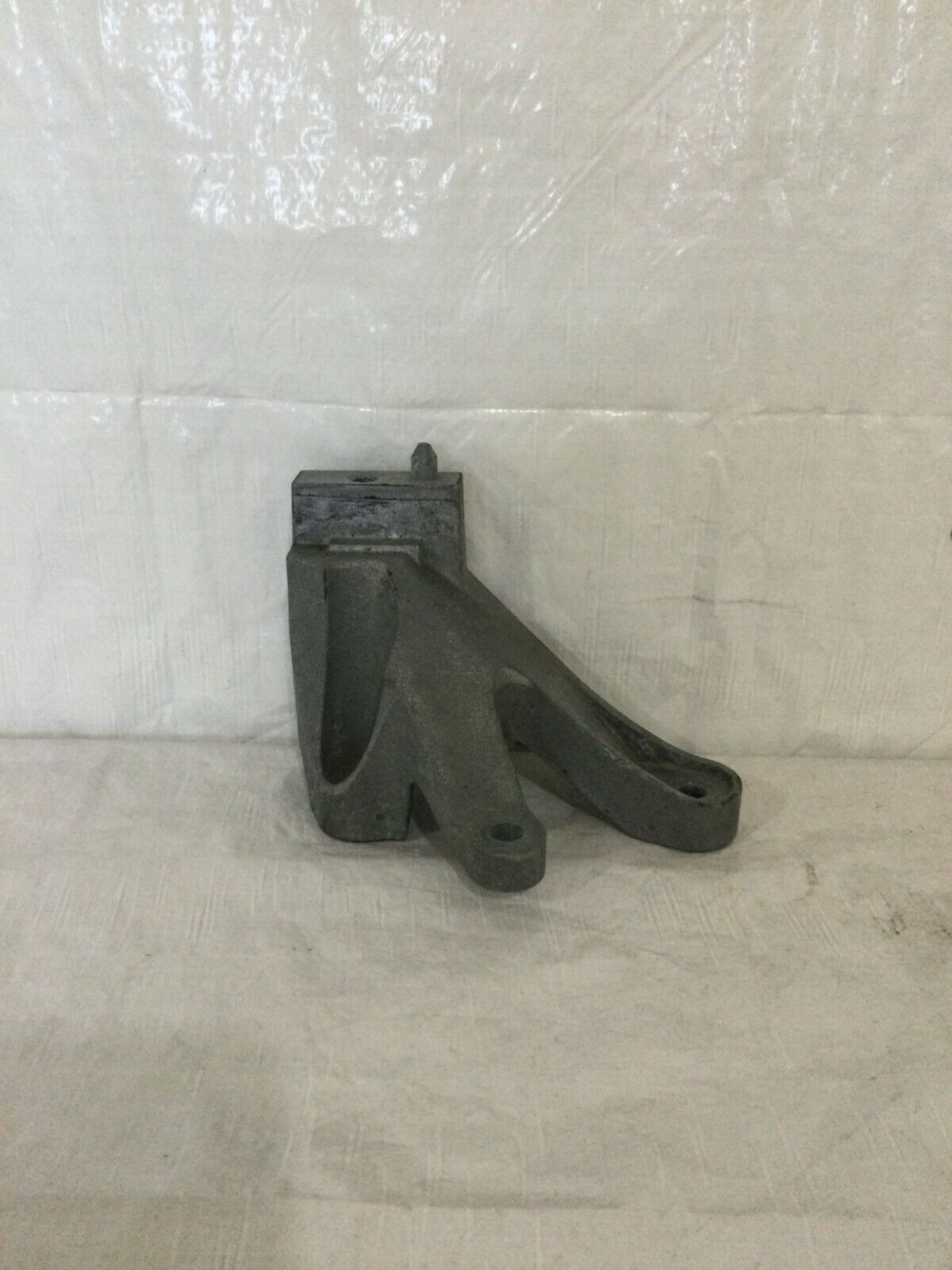 2004 Honda Accord Motor Support Bracket OEM 2.4L