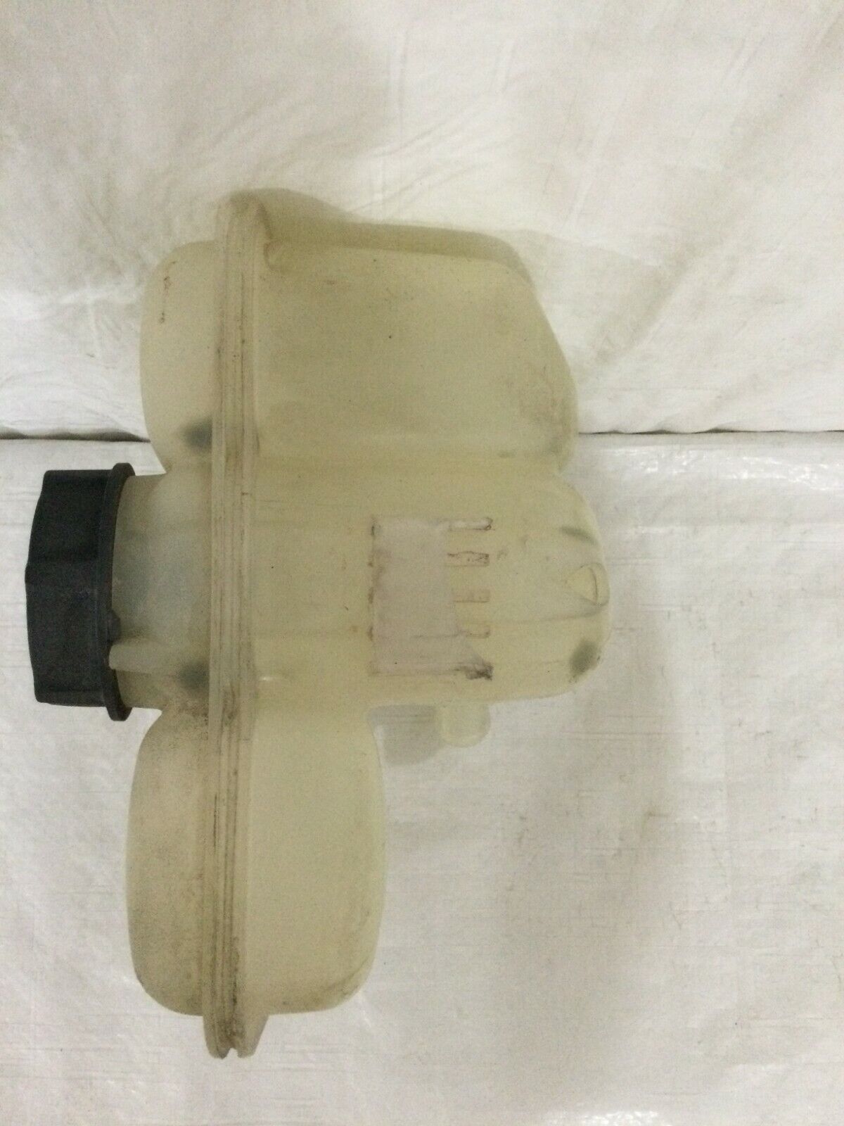 Ford Focus 2008-2011 Coolant Overflow Recovery Bottle Tank Reservoir OEM