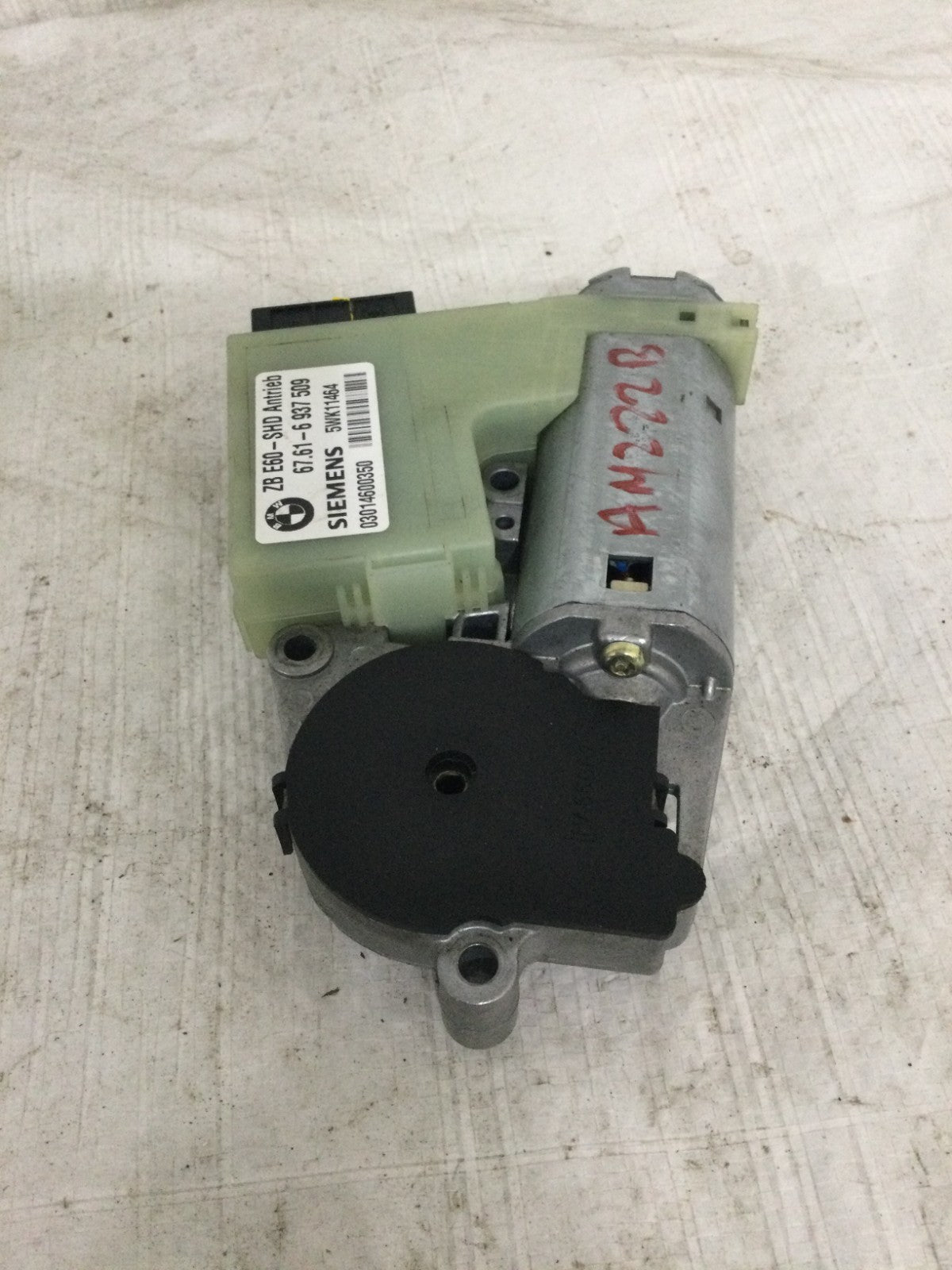 2004 BMW 745I Sun Roof Motor OEM