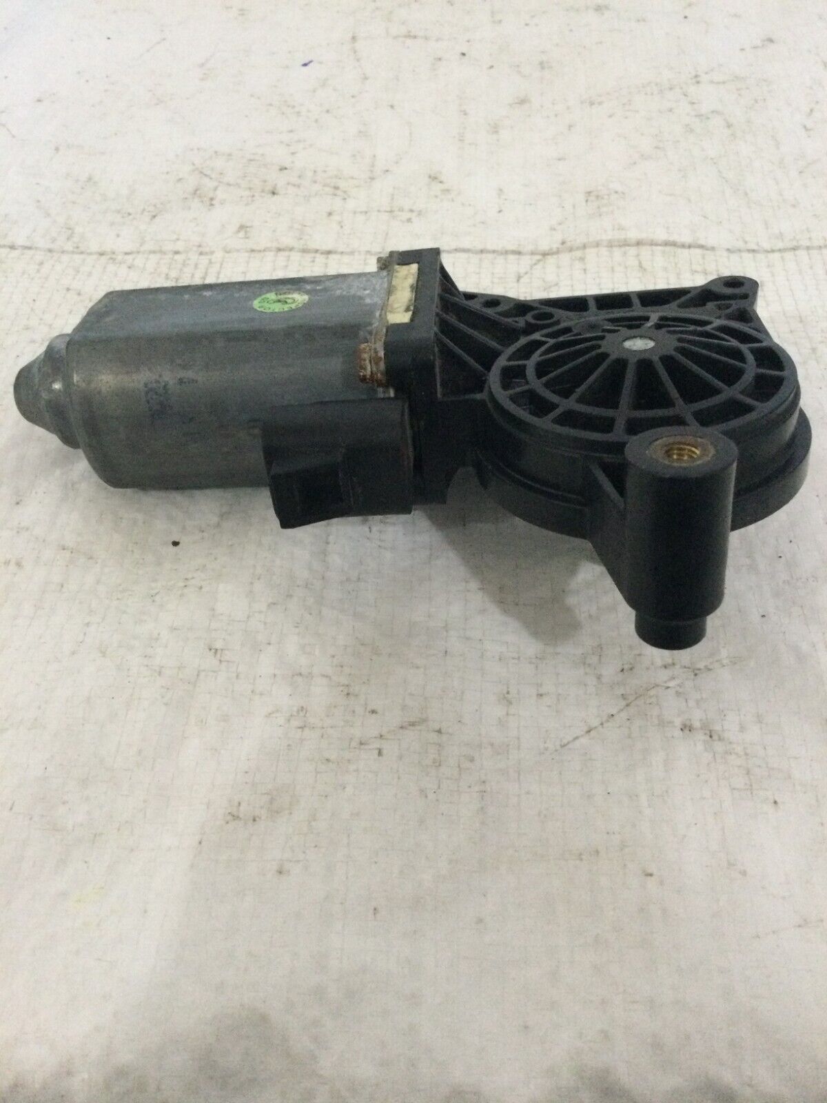 2003-2006 Cadillac Escalade EXT Rear Right Power Window Motor OEM