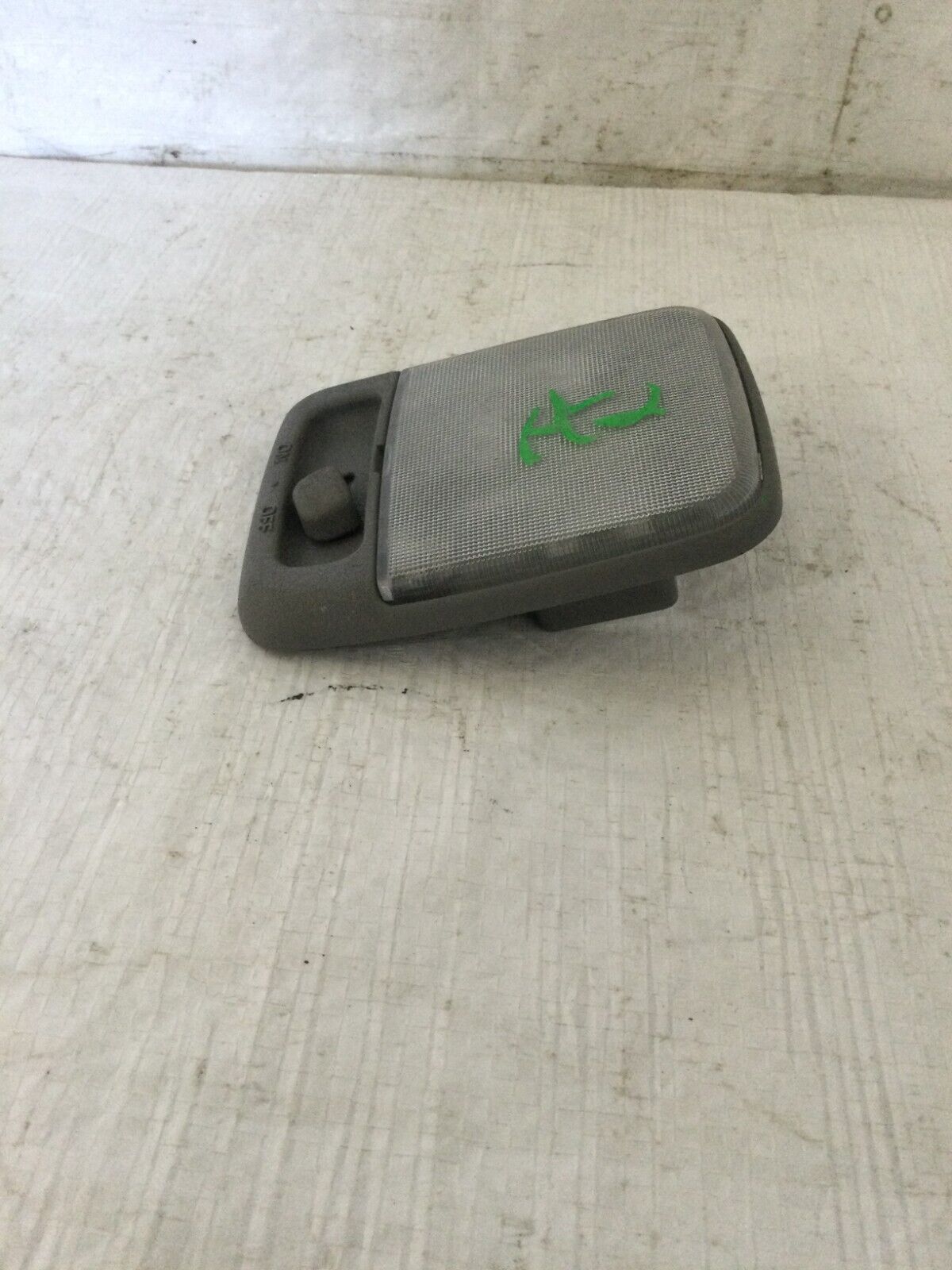 2001 Nissan Xterra Interior Dome Light OEM