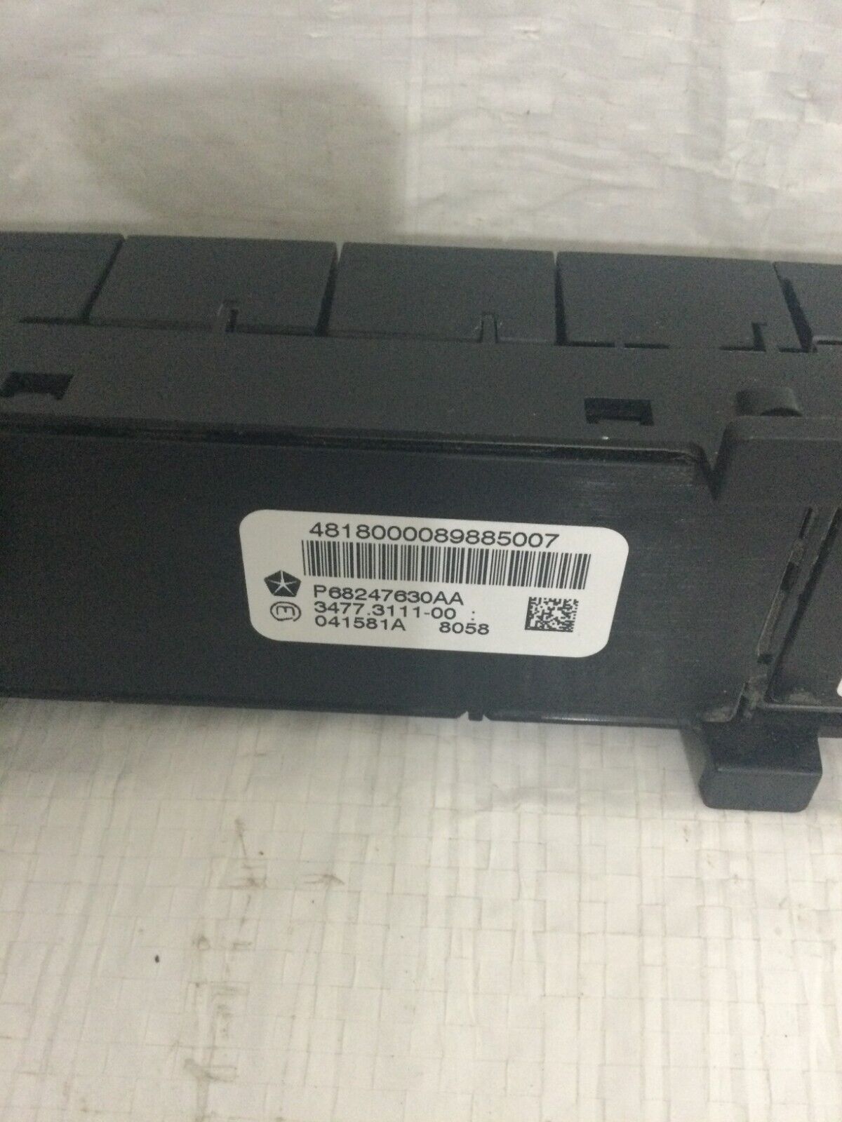 2017 Dodge Ram 1500 Trailer Tow Traction Control Switch Panel 68247630AA OEM