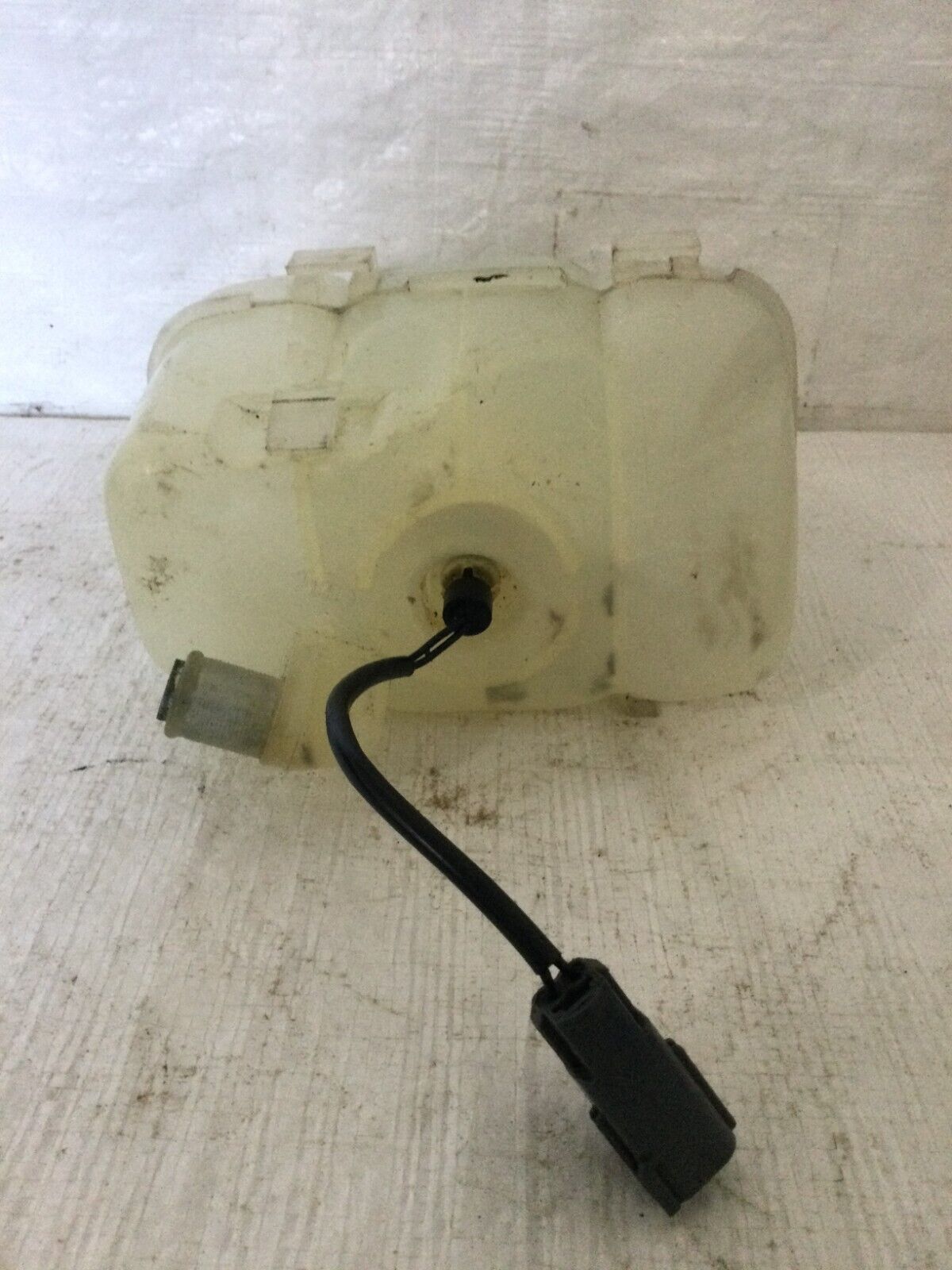 2004 Volvo S60 Coolant Reservoir Radiator Tank OEM
