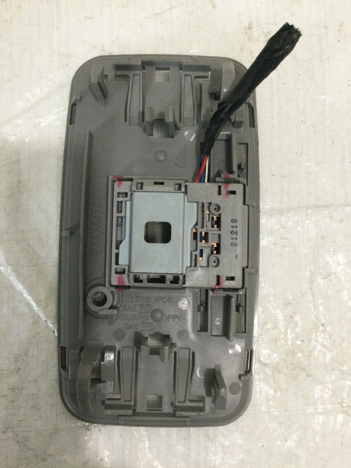 2004-2009 Toyota Prius Hybrid Interior Roof Dome Map Light Lamp OEM