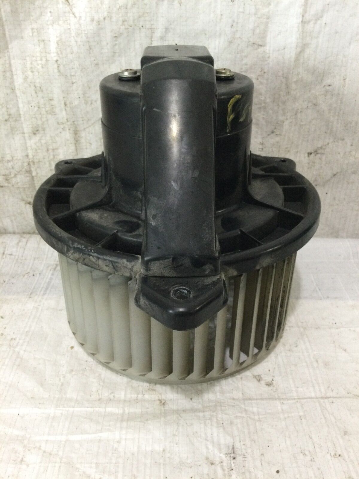 2005 Dodge Ram 1500 A/C Heater A/C Heater Blower Motor OEM AY166100-0393