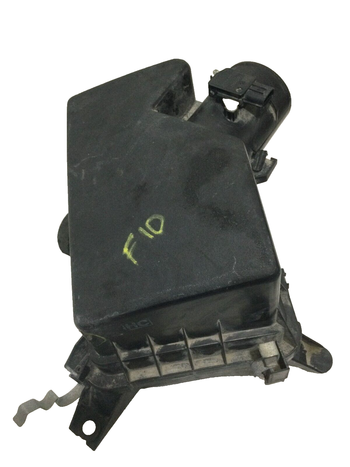 2016-2017 Toyota Camry Air Cleaner Filter Box Assembly  17705-0V020 OEM