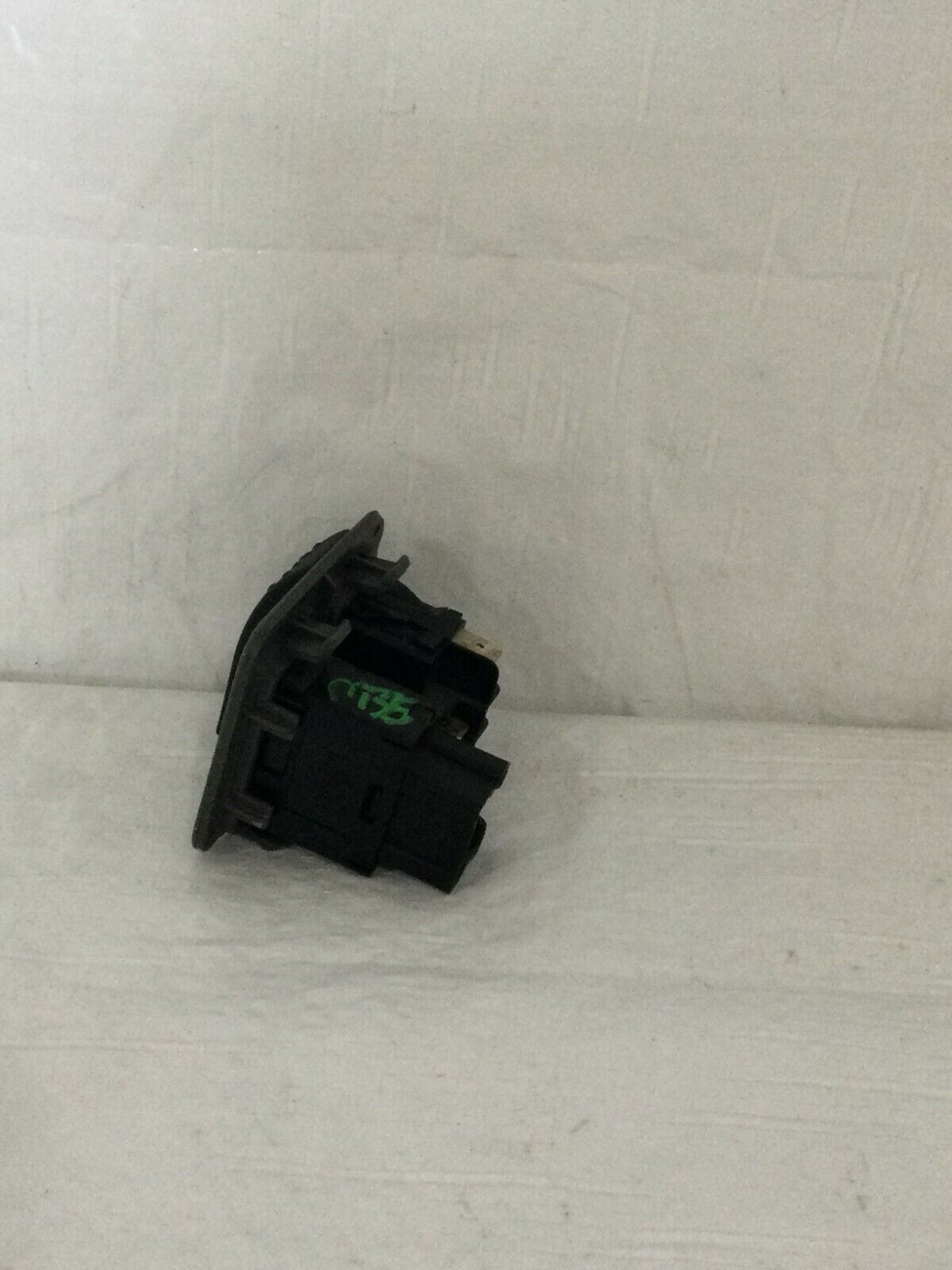 2001-2004 Nissan Xterra Rear Wiper Switch OEM