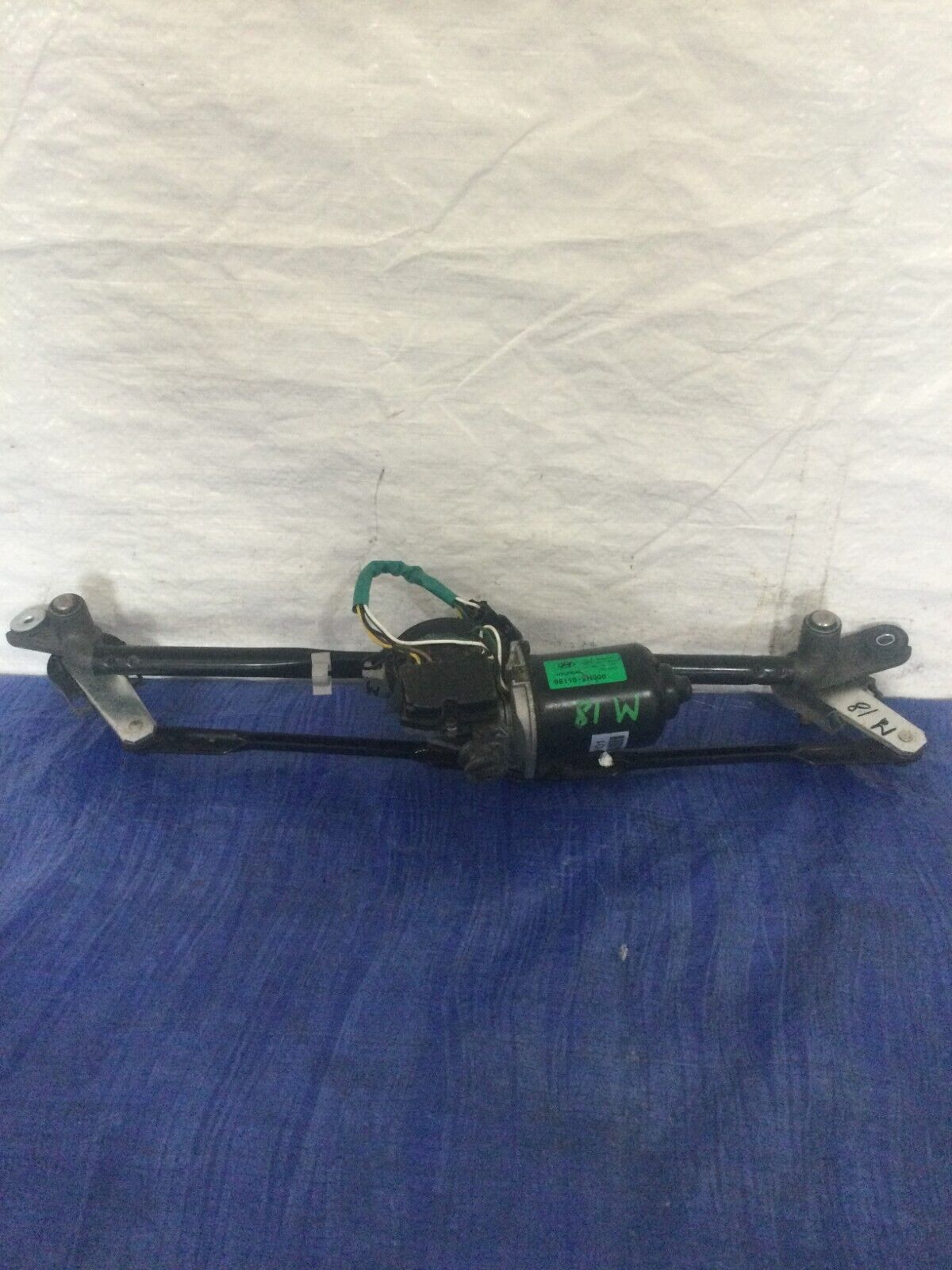 2007-2010 Hyundai Elantra Windshield Wiper Motor W/ Linkage OEM  03541-8110
