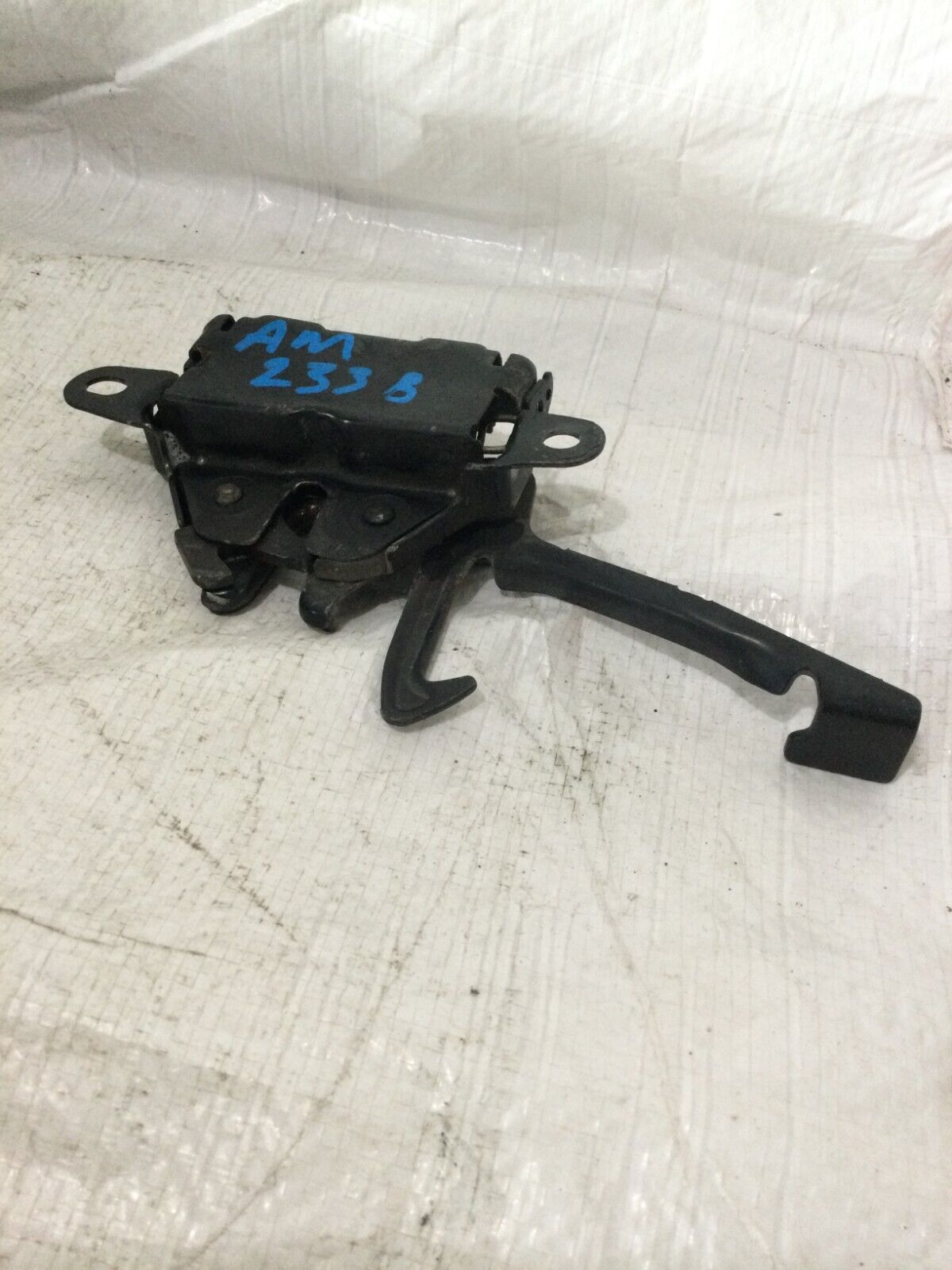 2001-2003 Toyota Highlander Hood Latch OEM