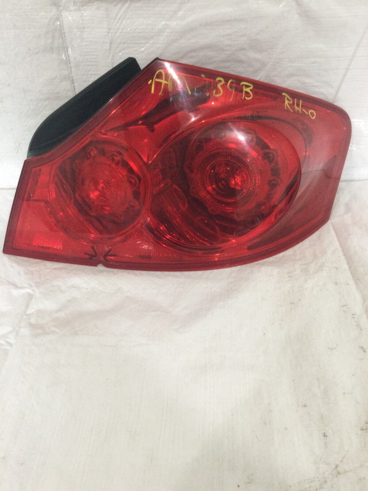 2007 Infiniti G35 Tail Light Rear Right OEM