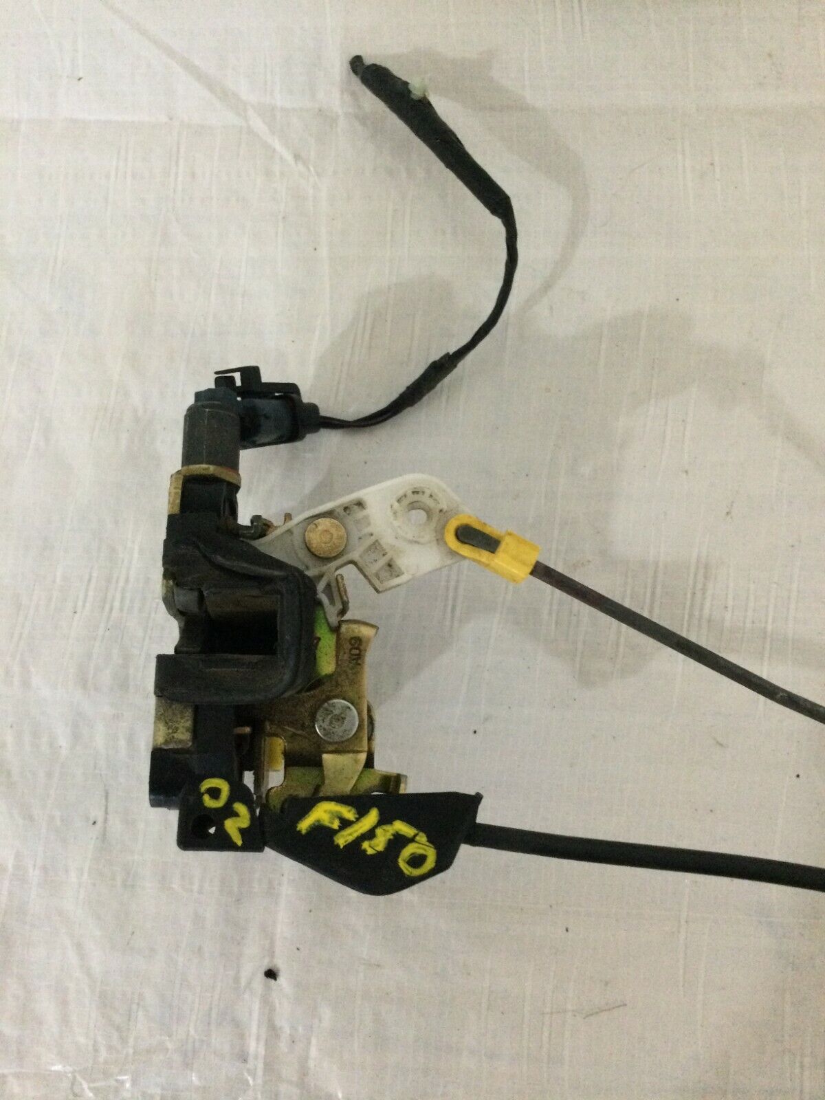 2002 Ford F-150 F150 Front Right Door Lock Actuator W/ Inner Door Handle OEM RH