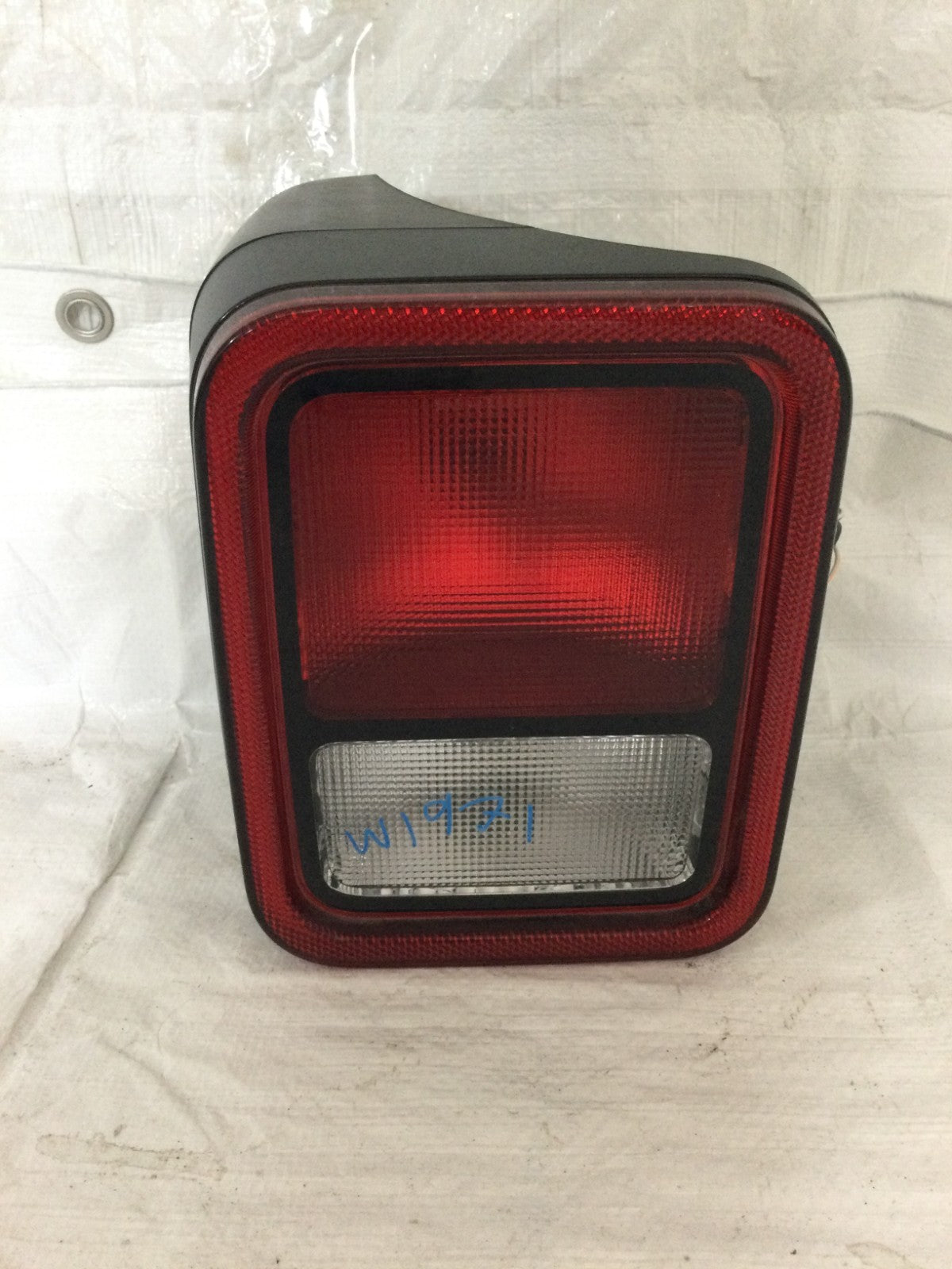 2020-2025 Jeep Gladiator Left Driver Side Tail Light OEM