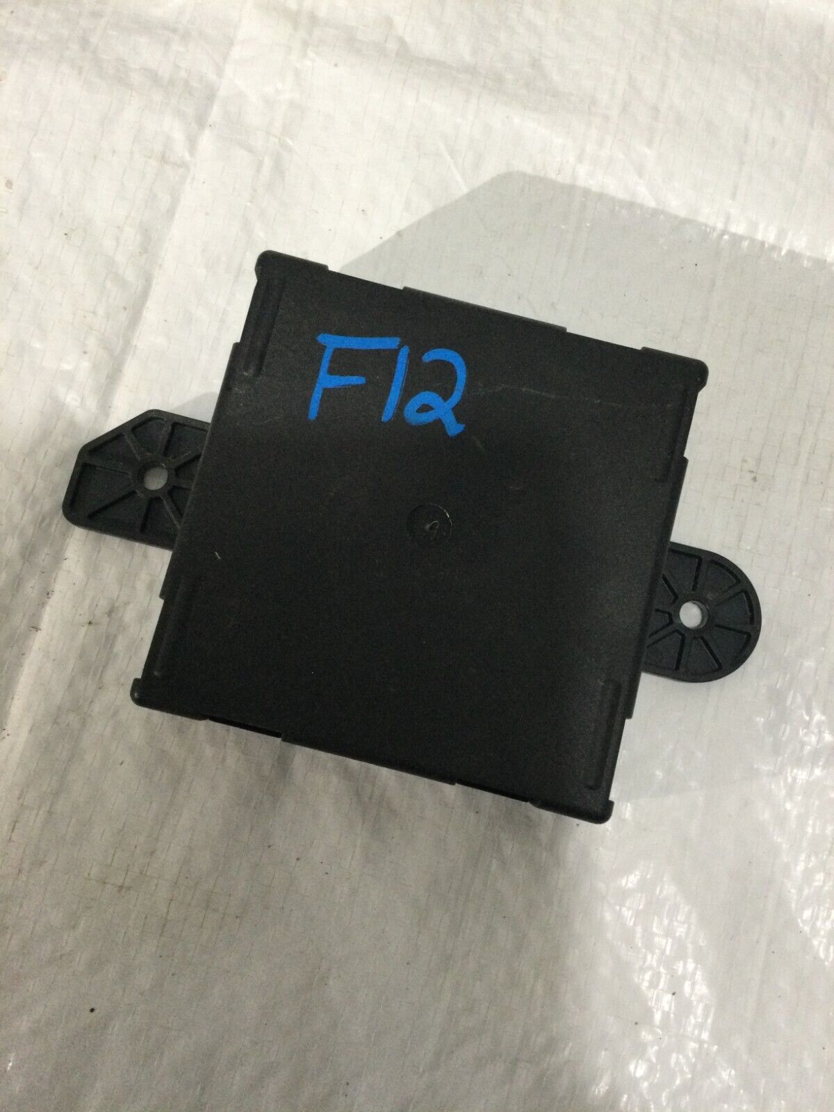 2020 Dodge Grand Caravan   Front Left Door Control Module 05026861AE  OEM