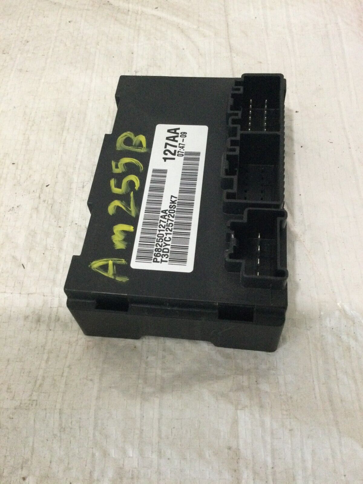 2017 Dodge Ram 1500 Transfer Case Control Module 68250127AA OEM