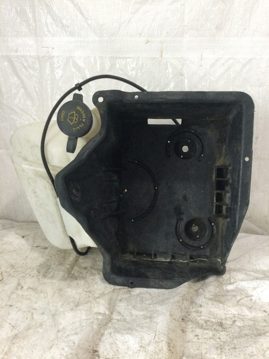 2009-2014 Ford F150 Washer Bottle W/ Pump & Battery Tray 9L1410723AC ( Damage )