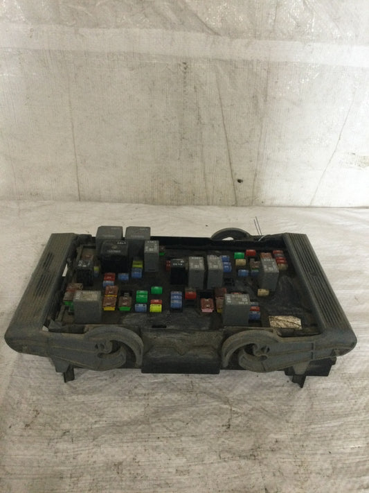 2012 GMC Sierra 4.8L Engine Fuse Box OEM
