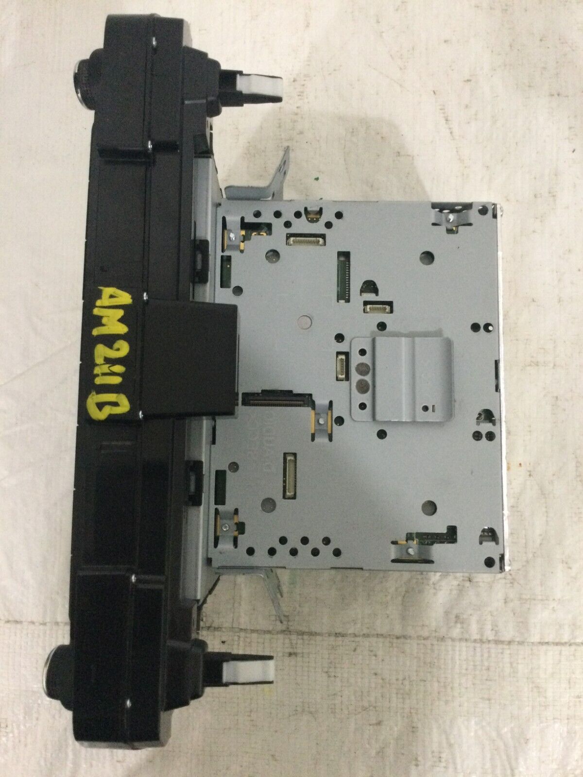 2017-2018 Hyundai Elantra AM FM CD Player Radio Receiver OEM 96160-F2121UAT