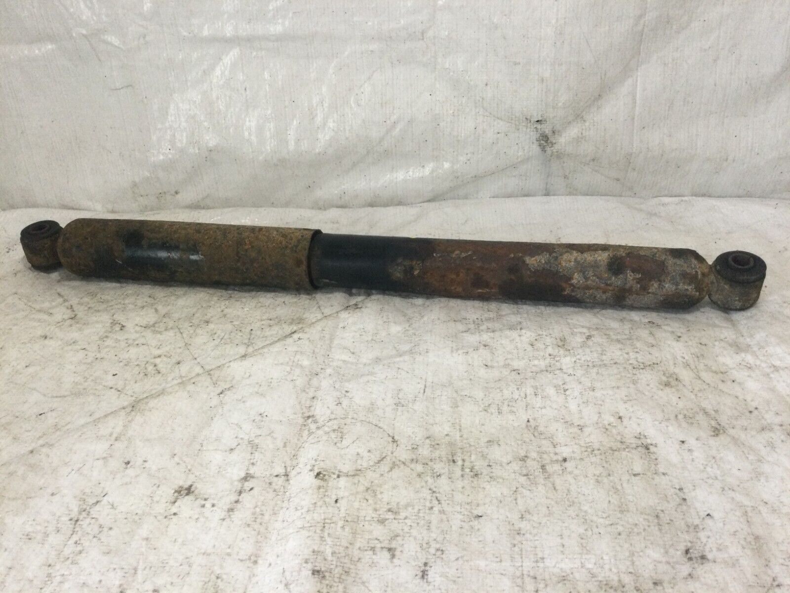 2006 GMC Sierra 2500 Right Rear Shock Absorber OEM
