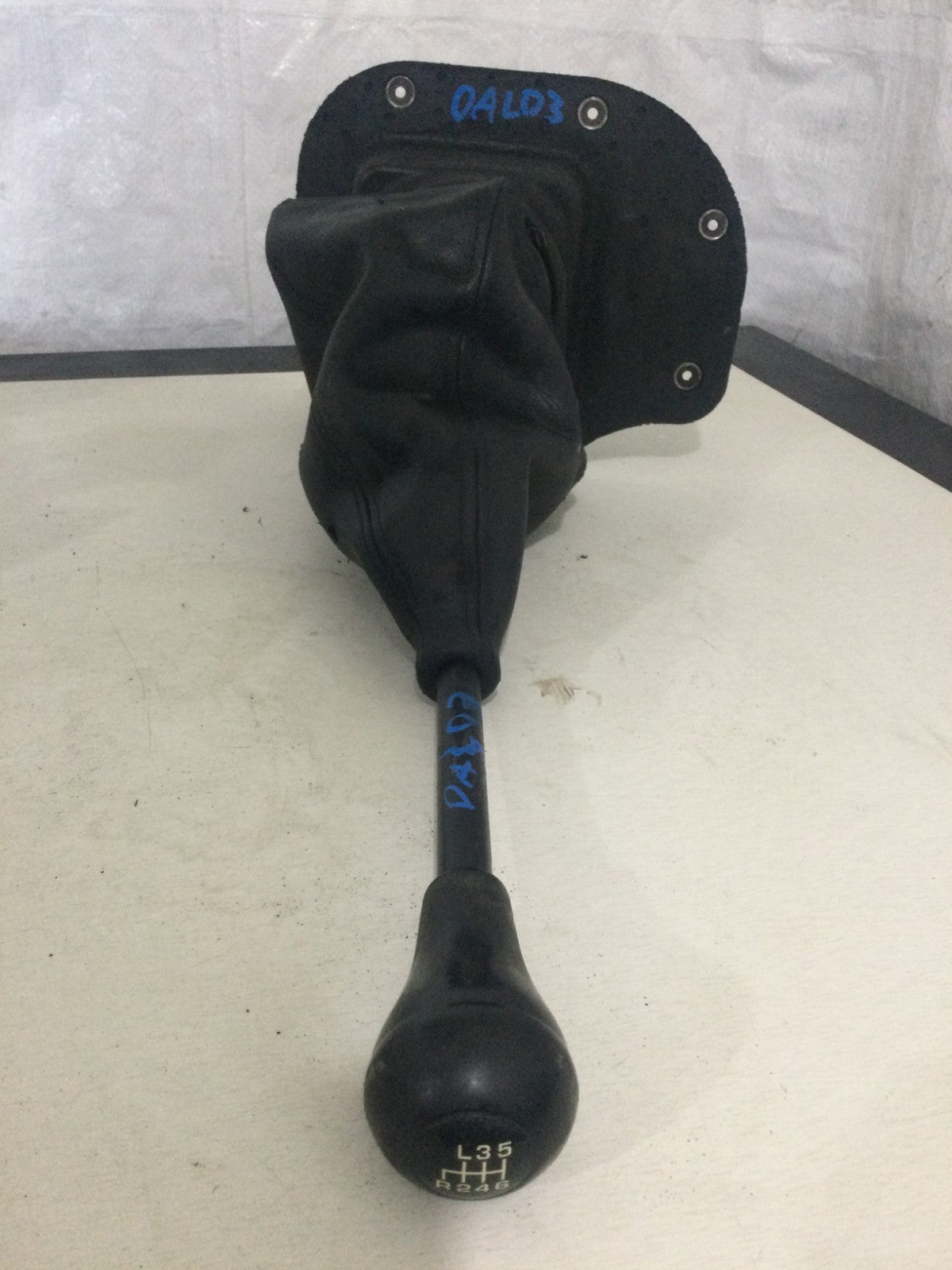 2006 Dodge Ram 3500 Floor Shifter OEM