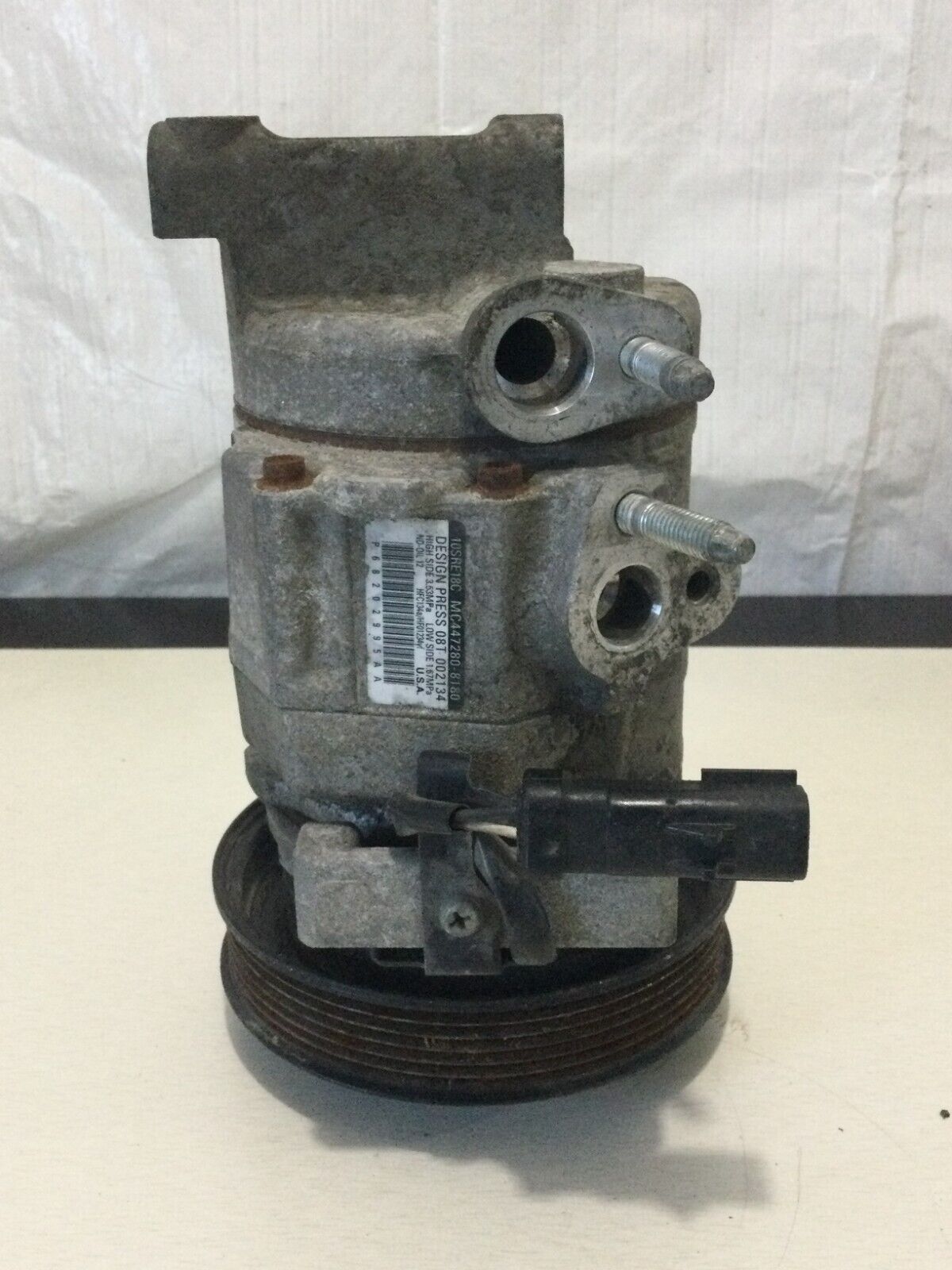 2017 Dodge Ram 1500 A/C Compressor 3.0L OEM 68202995AA