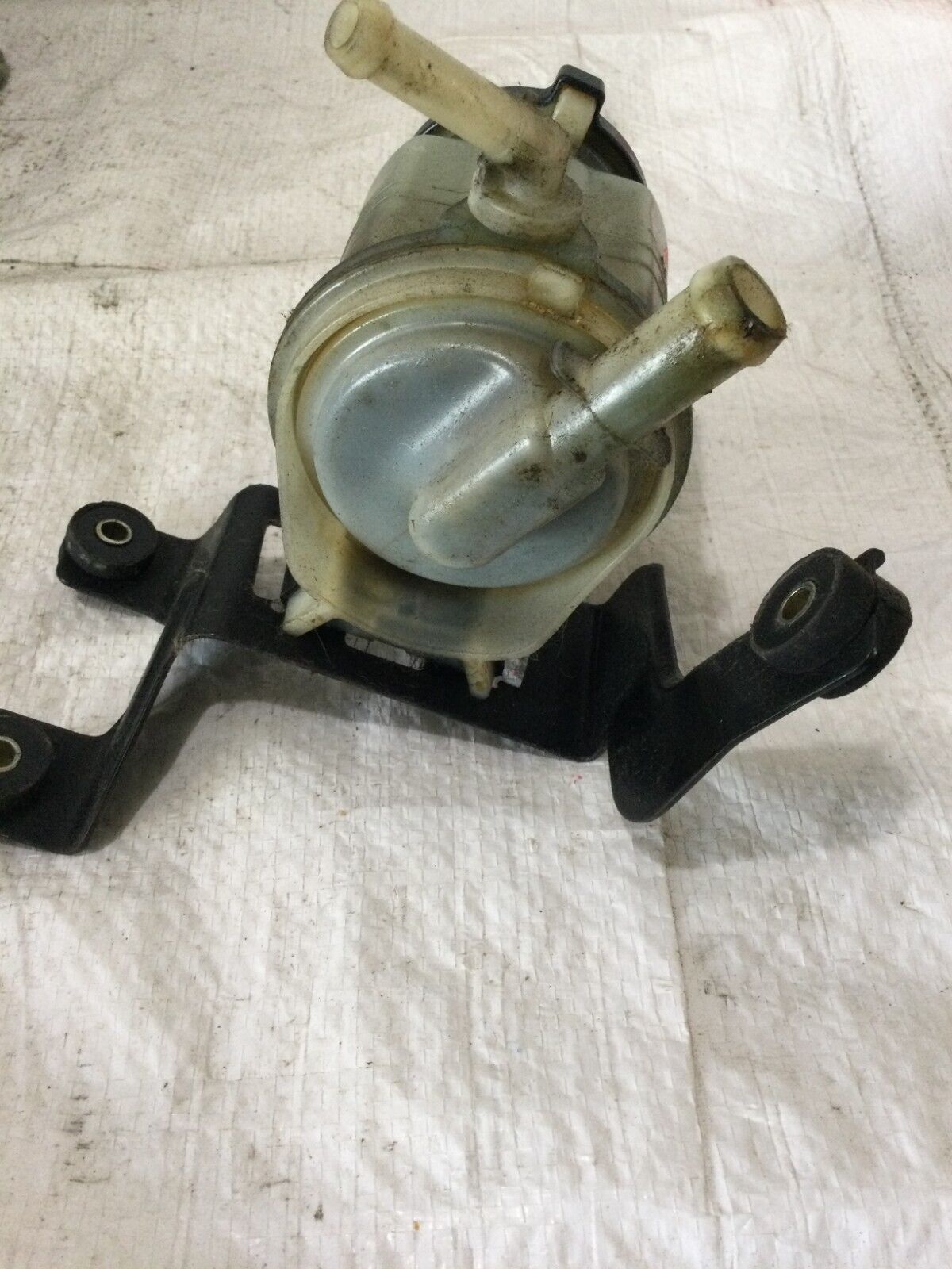 2001-2003 Toyota Highlander Power Steering Fluid Reservoir OEM