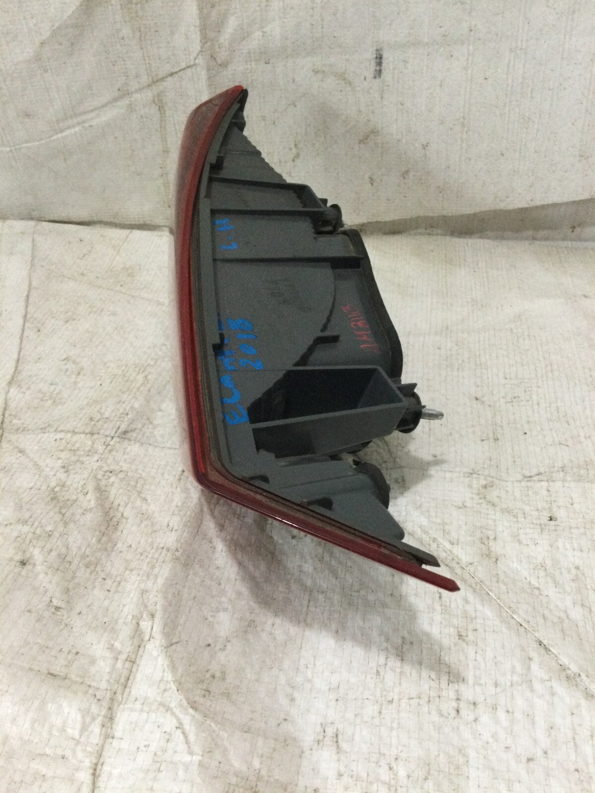2017 Hyundai Elantra Sedan Tail Light Assembly Left Driver Side OEM