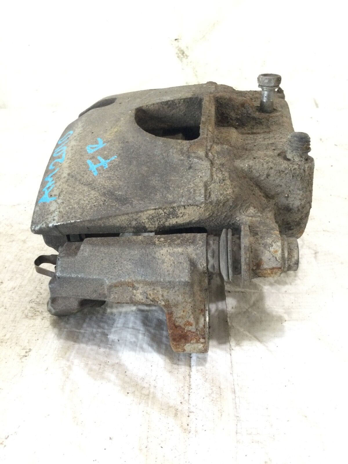 2018 Dodge Ram 3500 Diesel Front Right Brake Caliper OEM
