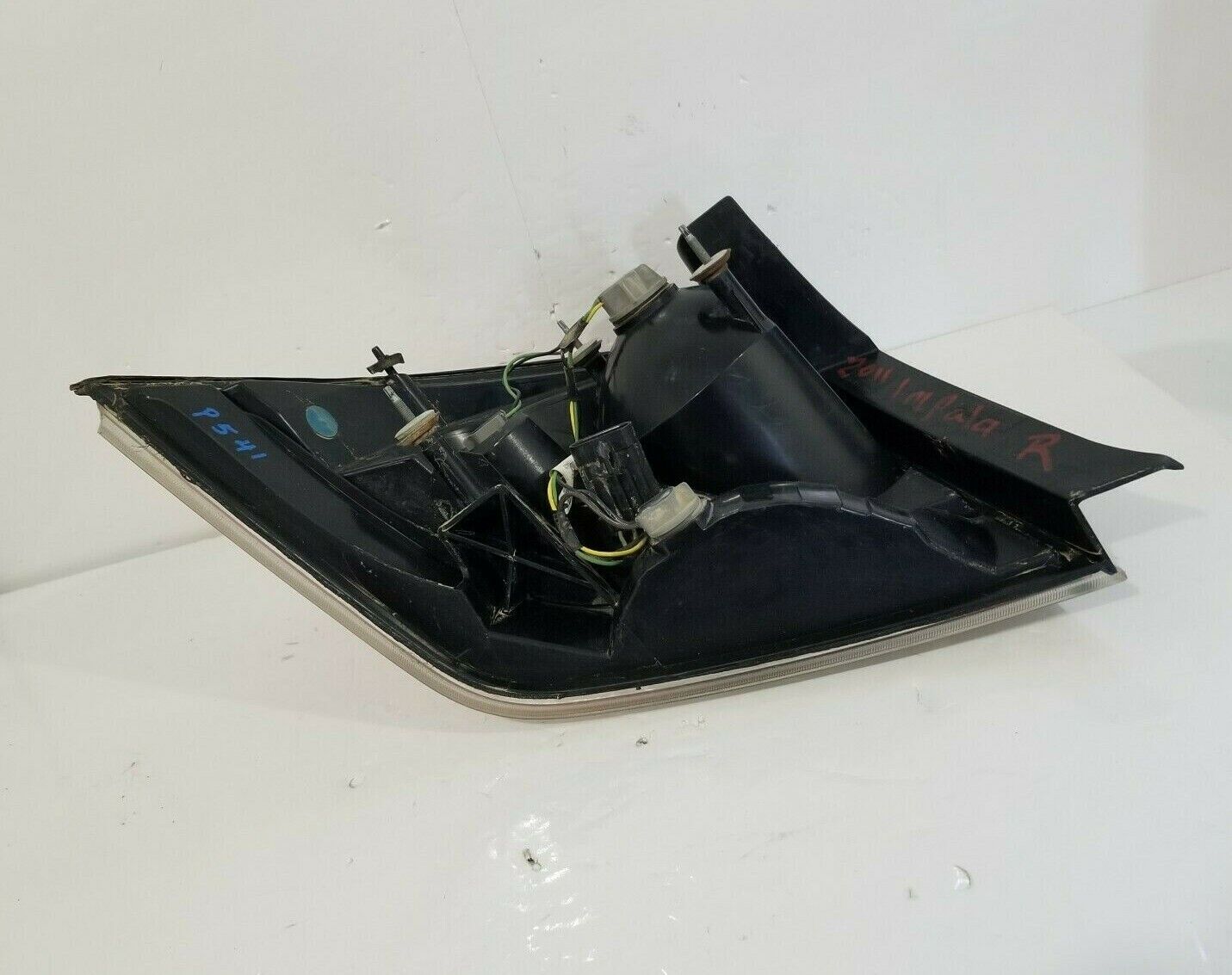 2006-2013 Chevy Impala RH Passengers Side Rear Tail Light Brake Lamp OEM 