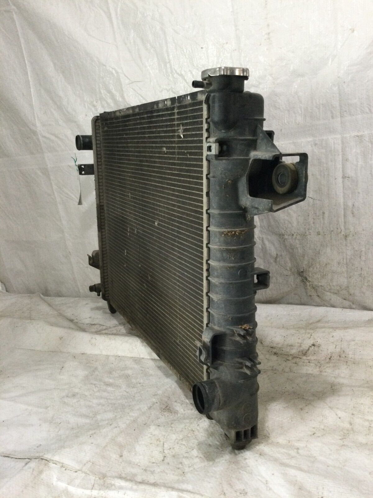 2007 Dodge Ram 1500 Radiator Assembly OEM