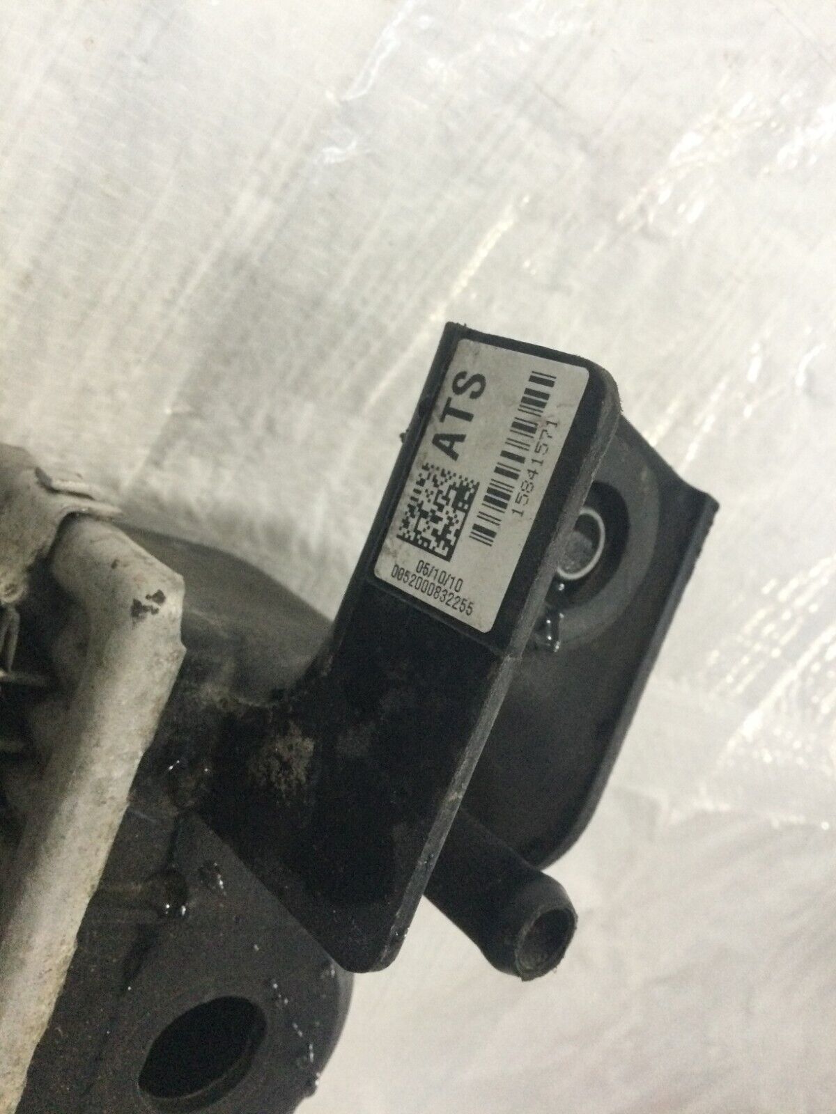 2007 Cadillac Escalade ESV A/T Radiator Assembly OEM 6.2L 15841571