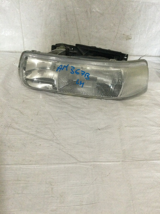 2001 Chevrolet Silverado 2500 Left Driver Headlight OEM
