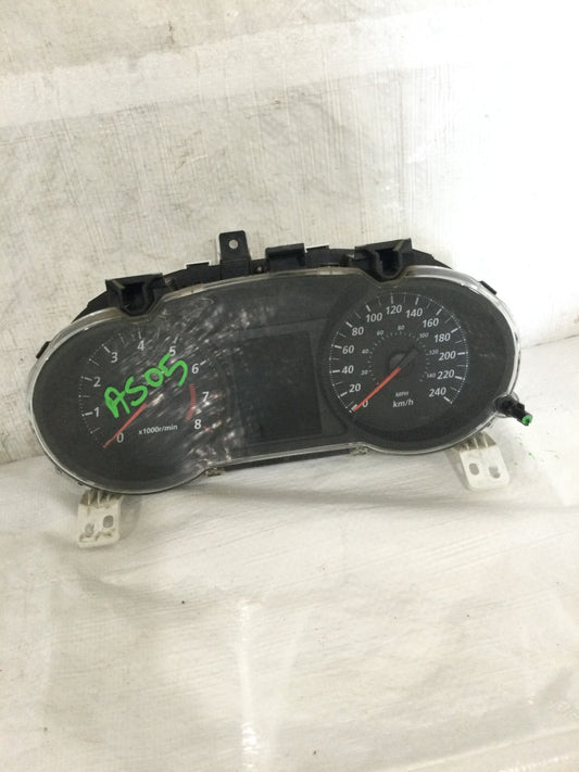 2013 Mitsubishi Lancer 2.4L Speedometer Cluster OEM 8100C032 MARKED LITTLE DAMAG