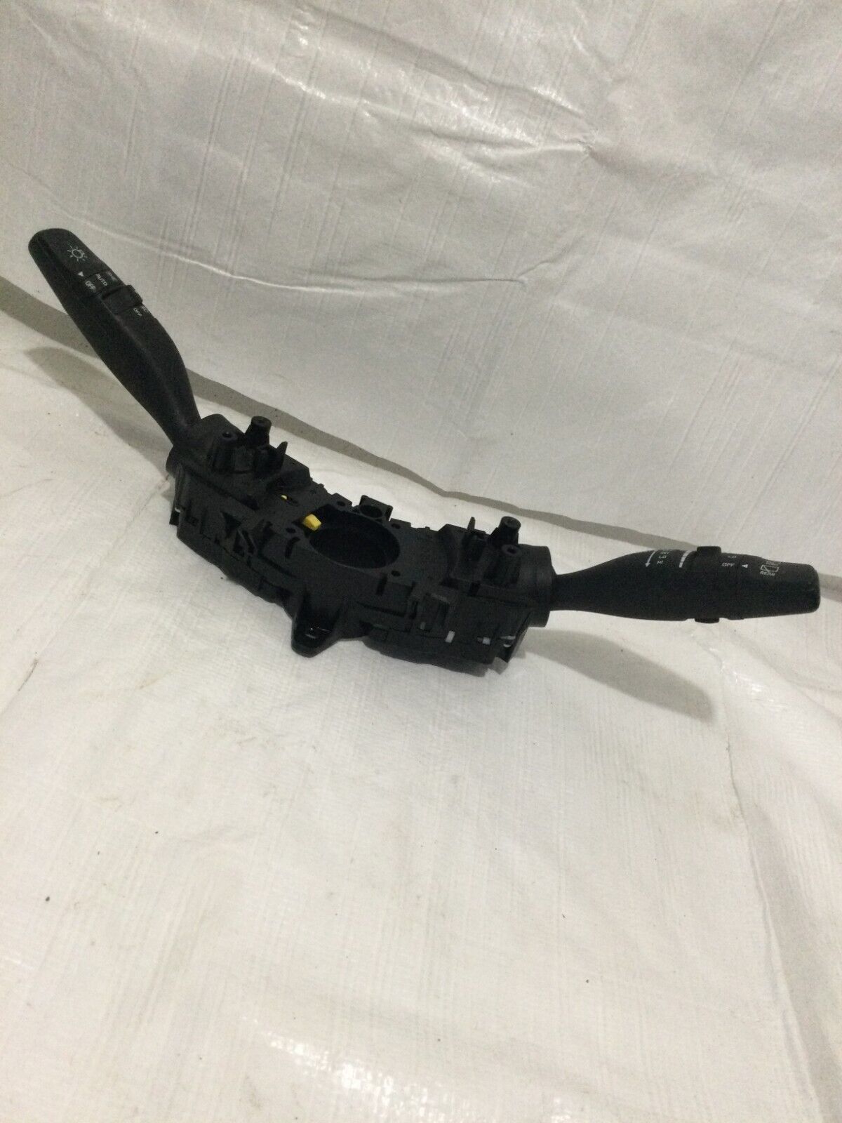 2016-2018 Kia Sorento Headlight Turnsignal Wiper Control Switch OEM 93400-C5750