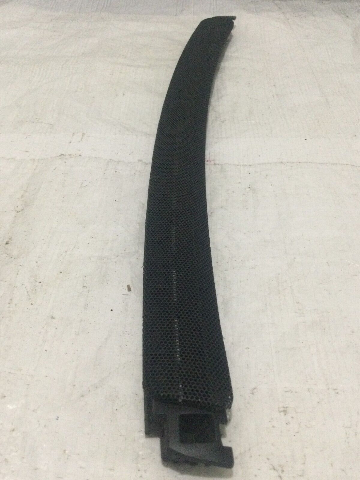 2004-2006 Volvo S60 Dashboard Grille Defroster Windshield Front Right 2612398 OE